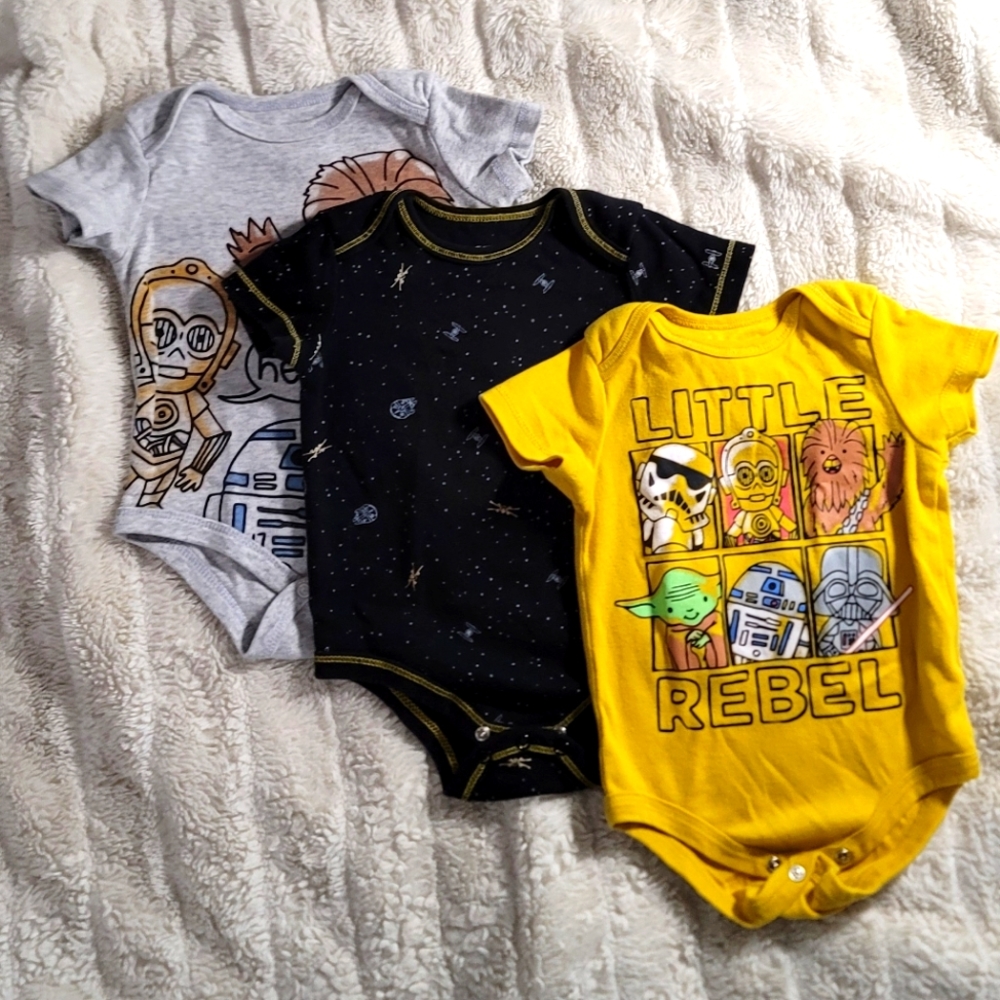 3 PC STAR WARS ONESIES 6/9 M